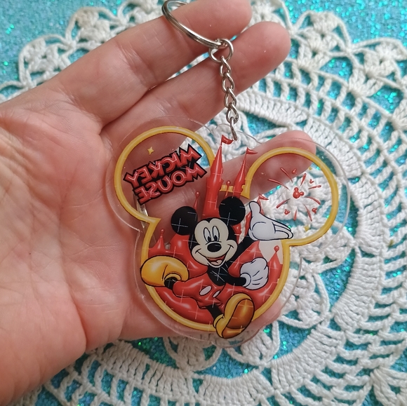 Mickey mouse keychain - Picture 2 of 5